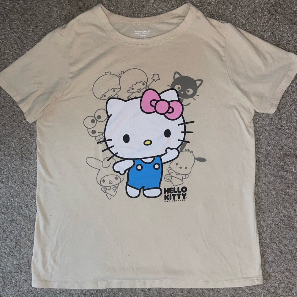 4/$20 Sale! Sanrio Hello Kitty and Friends Beige Women’s Size Small T-Shirt